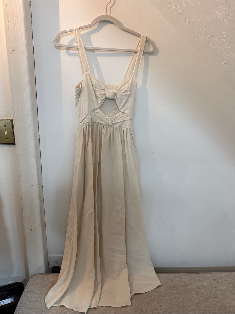 banana republic bridesmaid dresses | | Banana Republic Cream Bowfront Maxi Dress Satin Size:18-24M Size_Girls 24” to 25” Chest Light Blue Womens Dress